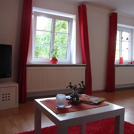 Holt * Χούζουμ