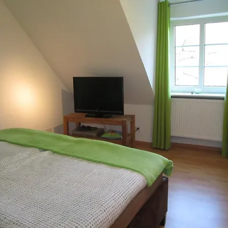 Διαμέρισμα Holt